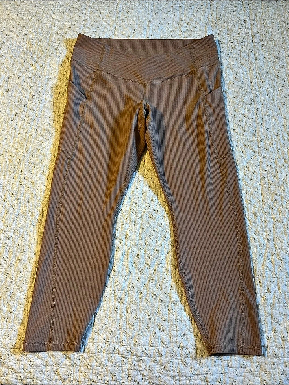 Fabletics Sport Ribbed Striped Leggings XXL/1X Brown EUC